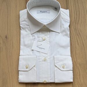 NWT Men’s White Slim Fit Dress Shirt